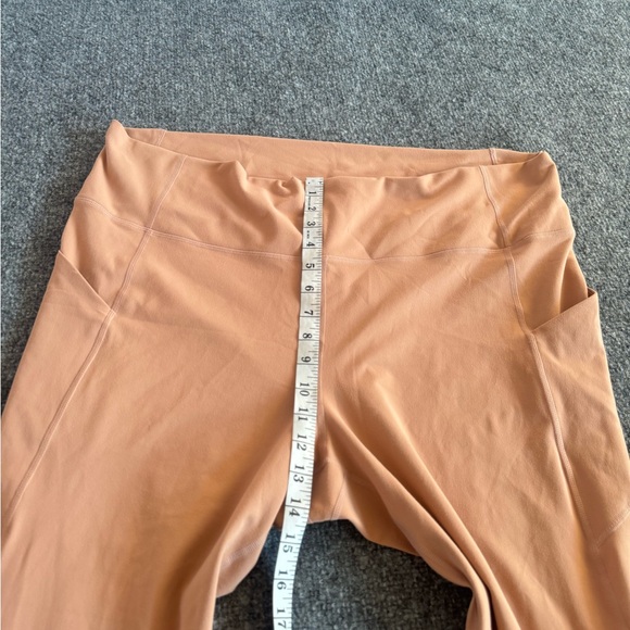 Fabletics Oasis PureLuxe High-Waisted 7/8 Beige Leggings With Pockets Size 4X - Picture 7 of 16